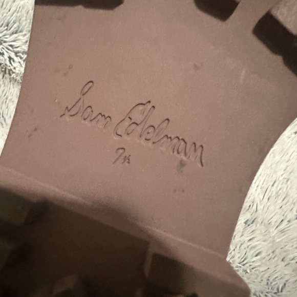 Sam Edelman Chelsea booties - Picture 4 of 6